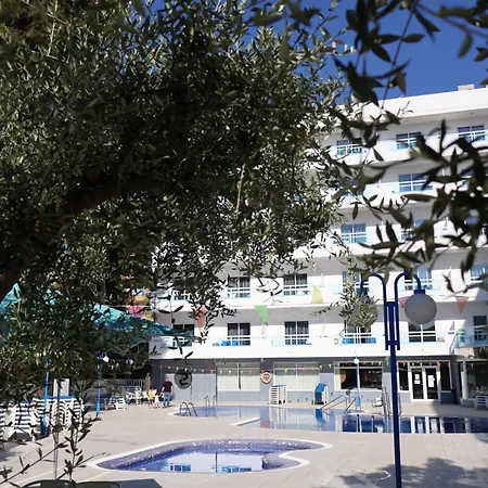 Отель Santa Monica Playa Салоу