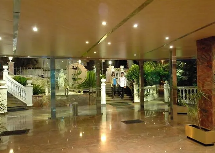 ホテル Santa Monica Playa 3*