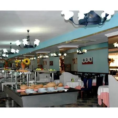 Santa Monica Playa 3* Salou